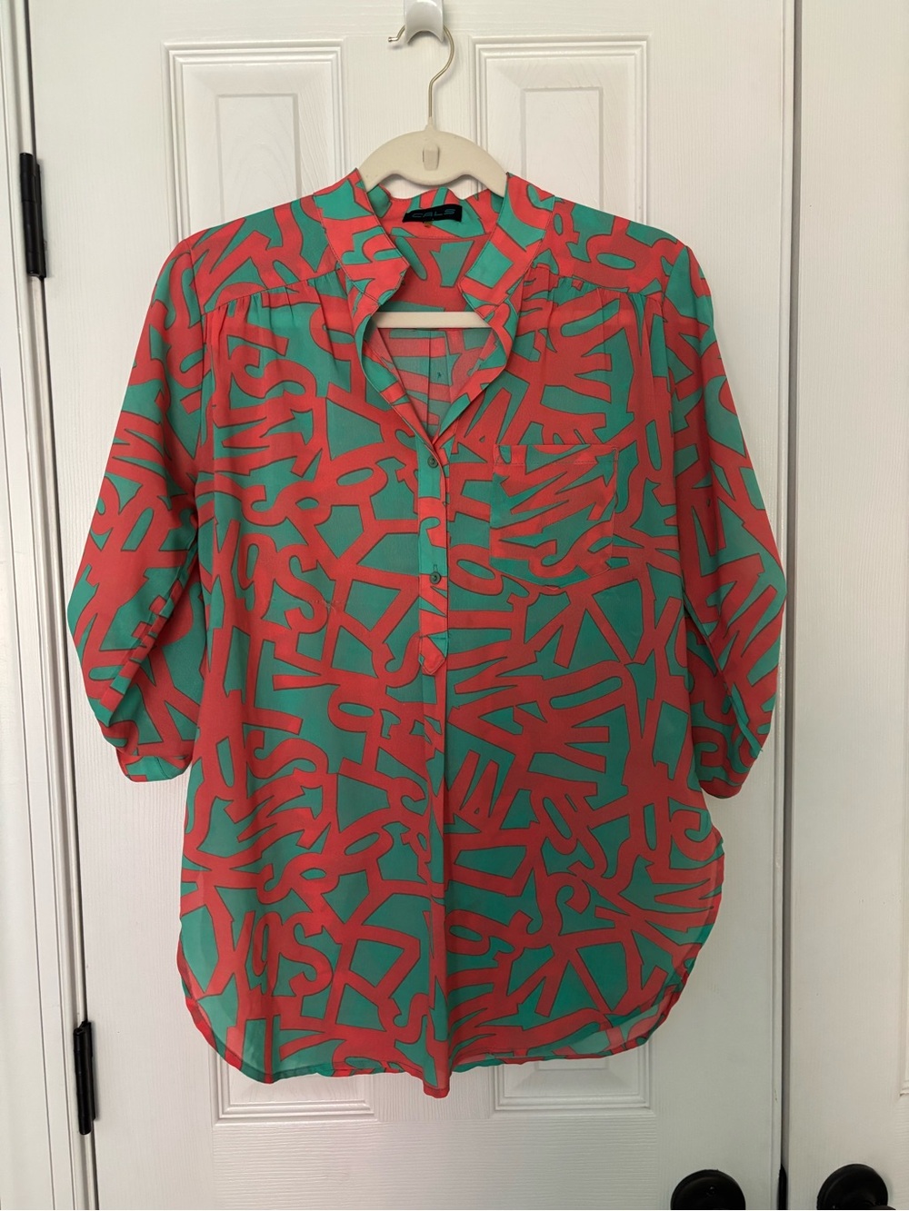 Cals Coral and Green Abstract Button-Front Blouse